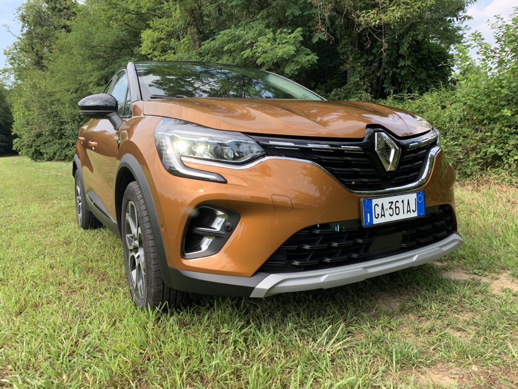 Renault Captur 1.5 Blue dCi EDC Intens - Frontale